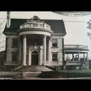 Meet your Posher, Maeva